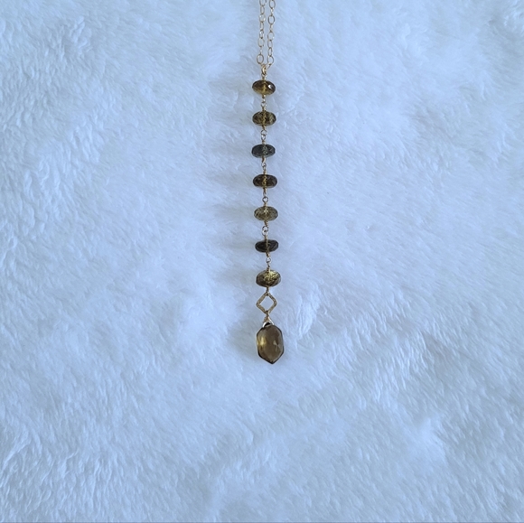 Mossy Green Quartz Pendant Necklace - Picture 11 of 16